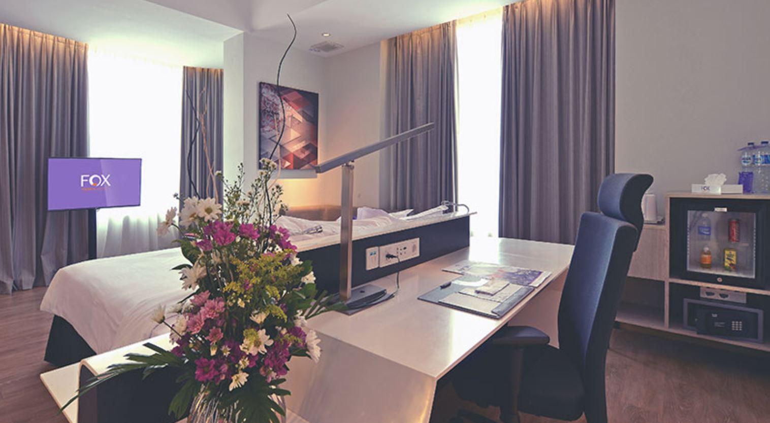 Fox Hotel Пеканбару Экстерьер фото