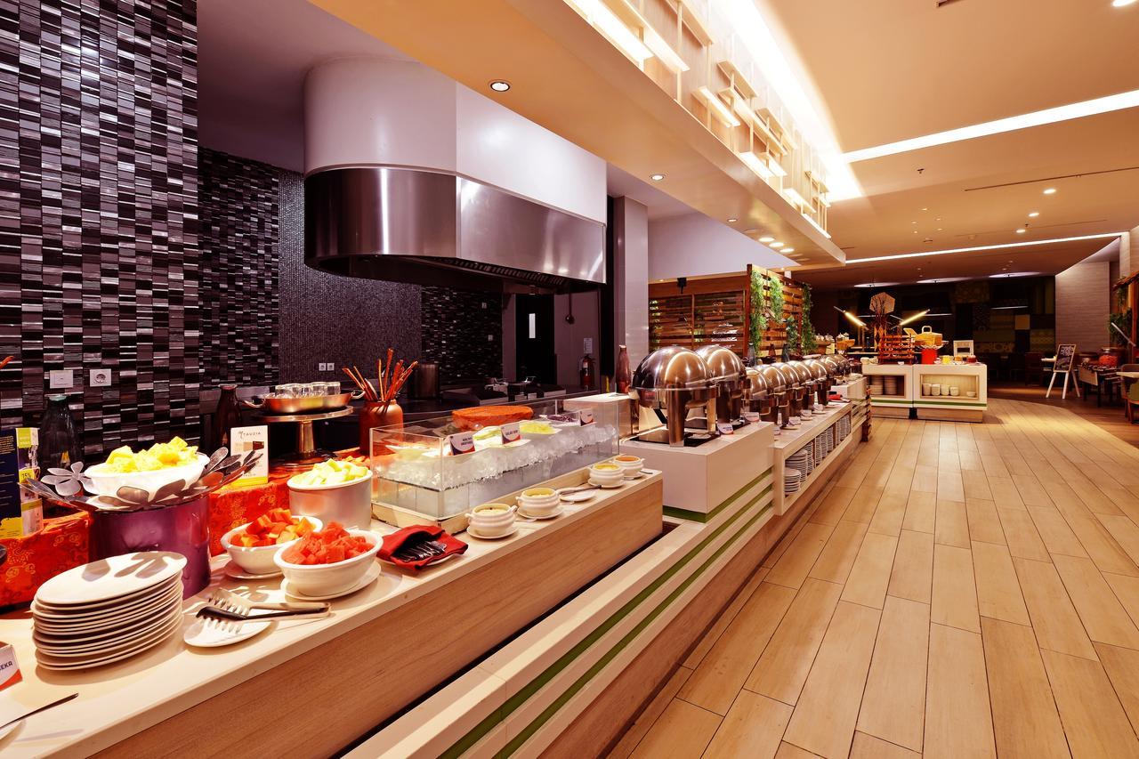 Fox Hotel Пеканбару Экстерьер фото